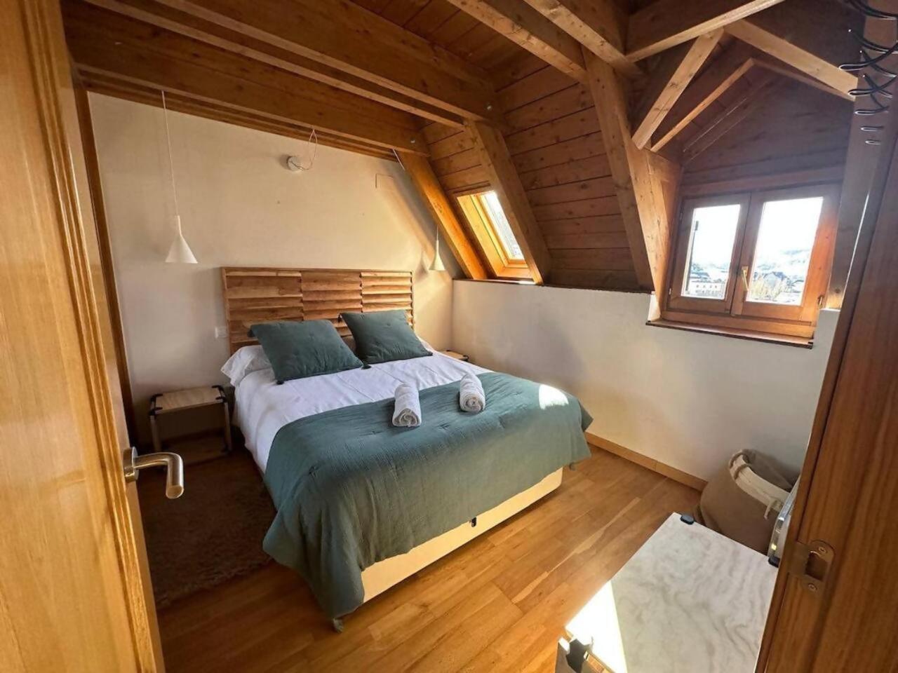 Caleydos Duplex Diseno Garaje Wifi Διαμέρισμα Sallent de Gállego Εξωτερικό φωτογραφία