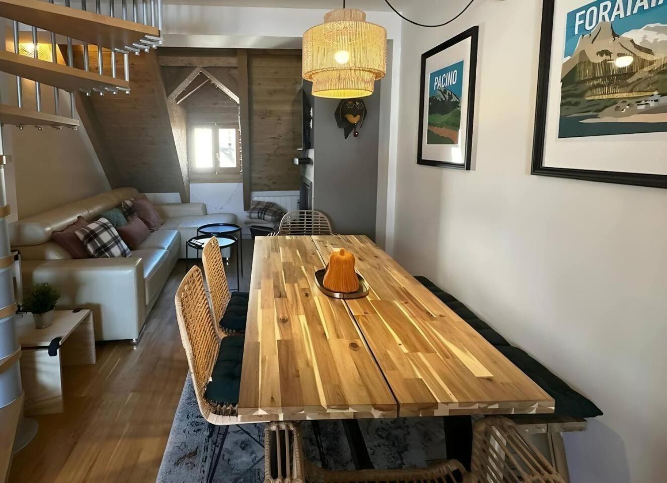 Caleydos Duplex Diseno Garaje Wifi Διαμέρισμα Sallent de Gállego Εξωτερικό φωτογραφία